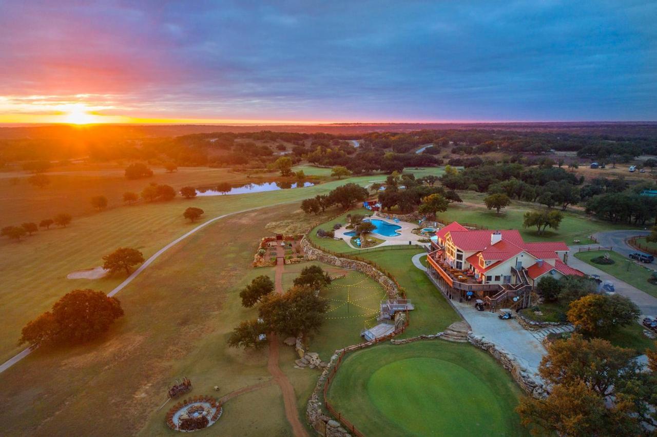 The Hideout Golf Club & Resort Lake Brownwood Extérieur photo